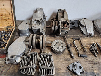 Motor Jawa 350 638 - 3