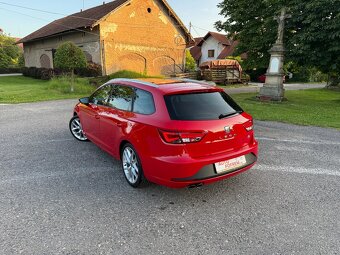 Leon st fr 1.4 tsi 110 kw led navi pano top stav - 3