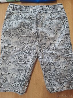 Chlapecký set -sport. bermudy a 3x tričko vel. 134-146 - 3