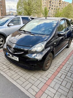 TOYOTA AYGO 1.0 - 3