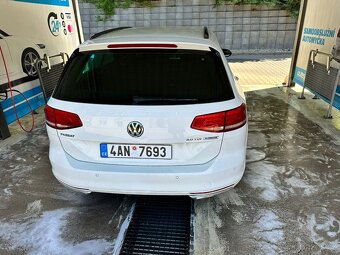 Volkswagen Passat - 3