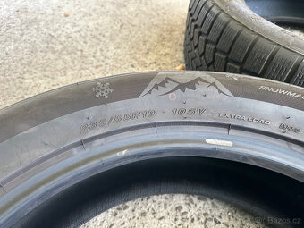 Prodám dvě zimní pneu Goodride 235/55R19 - 3
