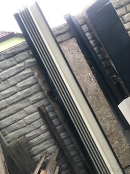 ZÁVĚTRNÁ LIŠTA RŠ 333 ČERNÁ Ral9005 - 3