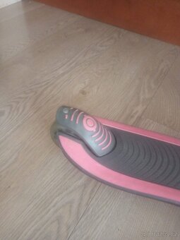 Dětská koloběžka Globber - 3