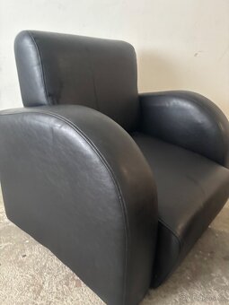 PRODÁM TŘI KŘESLA RELAXAČNÍ -2KS A 1KS-UŠÁK - 3