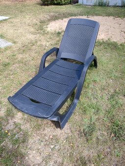 LEHÁTKO PŮV.CENA 3500,- - 3