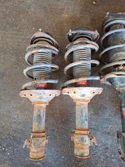 Kompletní tlumiče Impreza GG/GD - 3