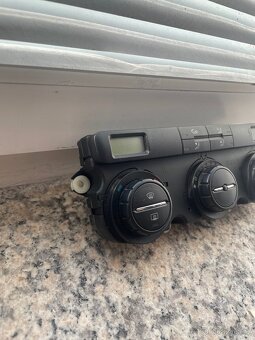 Klimatronik Octavia 2 - 3