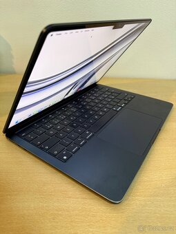 MacBook Air M2, 13”, 8GB RAM, 512GB SSD - 3