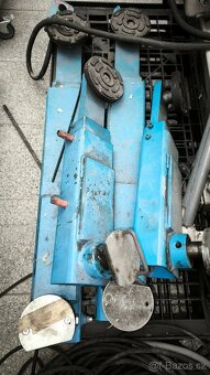 dvousloupovy zvedak OMCN - 3