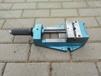 Příruční strojní svěrák Strojtex PS 100 - 3