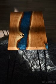 Dubovo-epoxidový stolek - 3