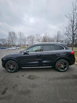 Porsche Cayenne - individual - 3
