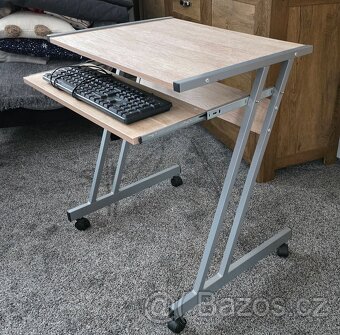 Prodám nový PC stůl - 3