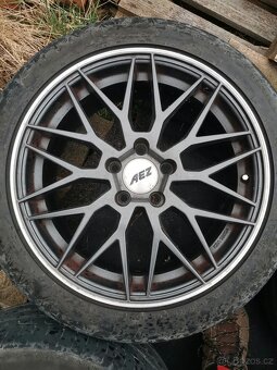 Disky AEZ Crest Dark R17 5x108 - 3
