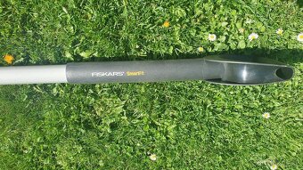 Vytrhávač plevele FIskars SmartFit - 3