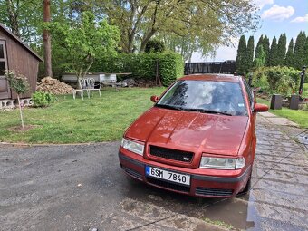 Škoda Octavia 1.6 benzín rok 2003 - 3