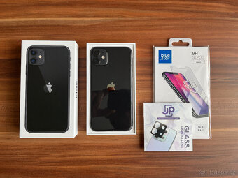 iPhone 11 - 128GB černý + ochranná skla - 3