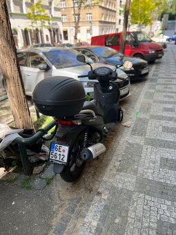 Suzuki Sixsteen 125 - 3