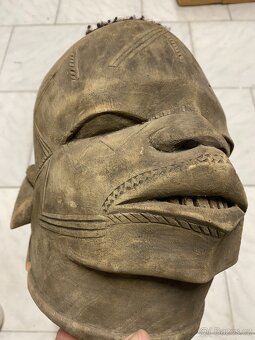 Prodám africkou dřevěnou masku (hlavu) - - 3