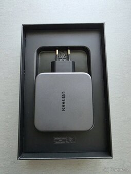 UGREEN USB-A 2xUSB-C 140W GaN Rychlonabíječka šedá - 3