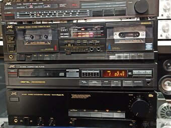 Sestava JVC - 3