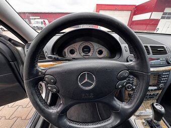Mercedes Benz E (W211) Kombi 3,0 V6 - 3