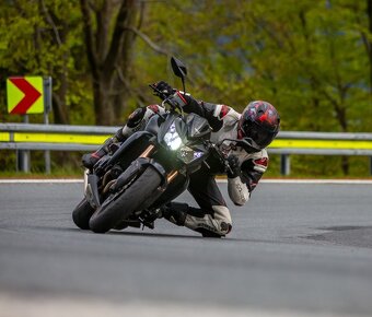2012 Kawasaki Z750R - 3