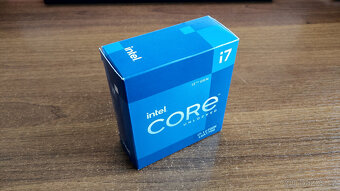 Intel Core i7-12700K (12C/20T) - 3