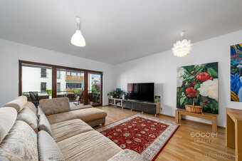 Prodej bytu 4+kk/sklep/garážové stání/balkon, 106 m2, ul. Ne - 3