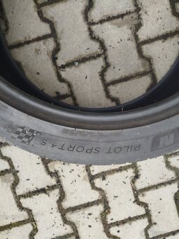 285/40 ZR23 Michelin - 3