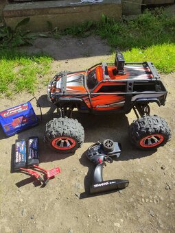 RC traksas sumit 1:8 - 3