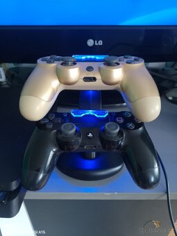 PS4 Slim - 3