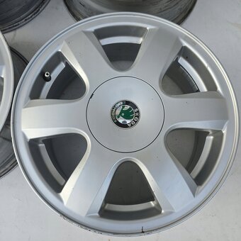 ALU KOLA SKODA FABIA ROOMSTER RAPID 5x100 15" ET43 - 3