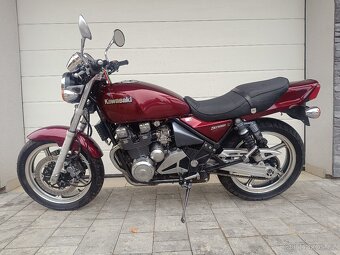 Kawasaki ZR 550 Zephyr - 3
