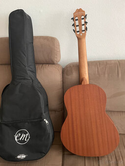 Dětská 3/4 kytara Enredo Madera EM E1 - 3