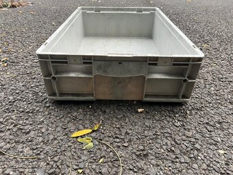 Plastová přepravka - 3