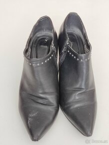 Dámské kotníkové boty na jehlovém podpatku vel. 39 - 3