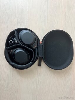 Sony Hi-Res WH-1000XM4, černá - 3