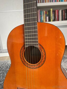 Akustická kytara Yamaha C40 - 3