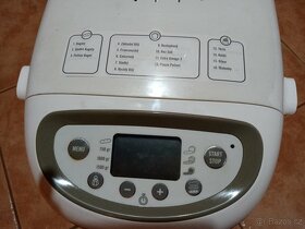 PRODÁM DOMÁCÍ PEKÁRNU ZN. MOULINEX - 3