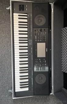 Yamaha PSR - SX900 - 3