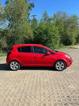 Opel Corsa 1.2 63kw červená - 3