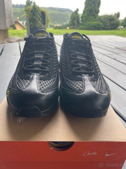 corteiz 95 „honey black” - 3