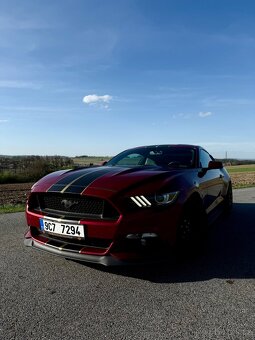 Ford Mustang EcoBoost 2.3 - 3