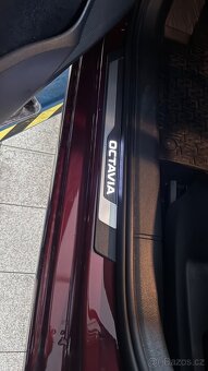 Orig. Škoda Octavia svítící prahové lišty - 3