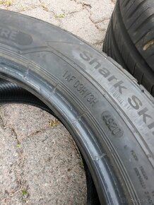 Uniroyal Rainsport5 205/50/15 dot20 7mm - 3