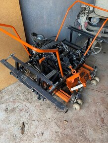 hydraulické kleště na dlažbu - 3