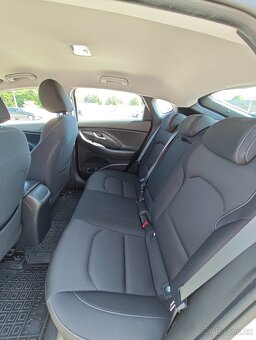 Hyundai i30 Fastback 1.4 T-GDi 103 kW, 7st. DCT automat - 3