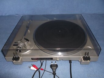 Gramofon TECHNICS SL-Q300 - 3